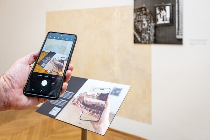 Admission to the Sigmund Freud Museum - Original Objects, Furniture, and the “Living Space” Effect