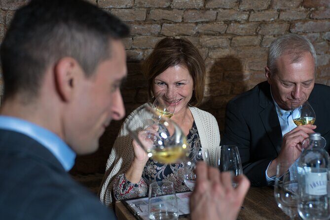 Austrian Wine Tasting - Meet Stylianos: The English-Led Sommelier Experience and How the Stories Fit