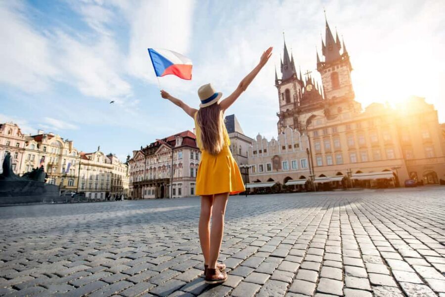 From Vienna: Prague City Guided Tour With Hotel Pickup - Hotel Pickup and Van Time: How the 3.5 Hours Shapes the Day