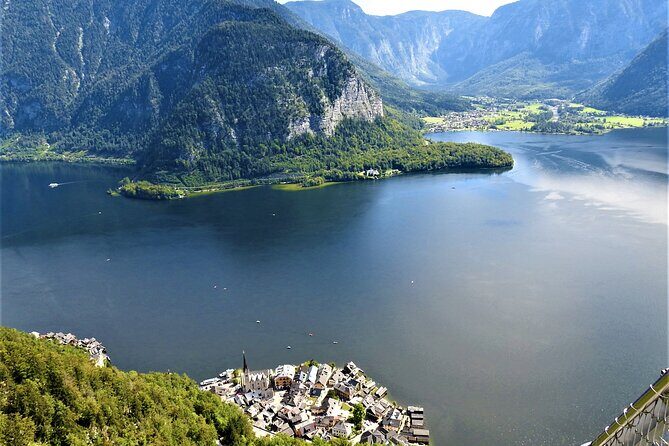 Full-Day Minivan Tour From Salzburg to Hallstatt with 5 Fingers,Lakes&Mountains - Bad Ischl and Kaiservilla: When History Walks Past Your Window