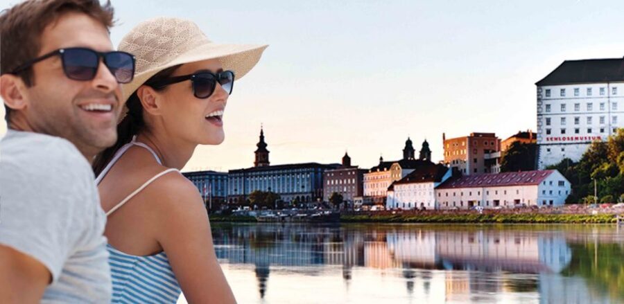 Linz: Harbor Cruise - Boarding at Wurm Noé Dock and Settling on MS Linzerin