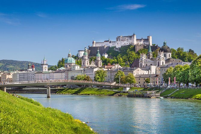 Private Customized Salzburg City and Country Tour - Wandering medieval streets with a guide who can flex