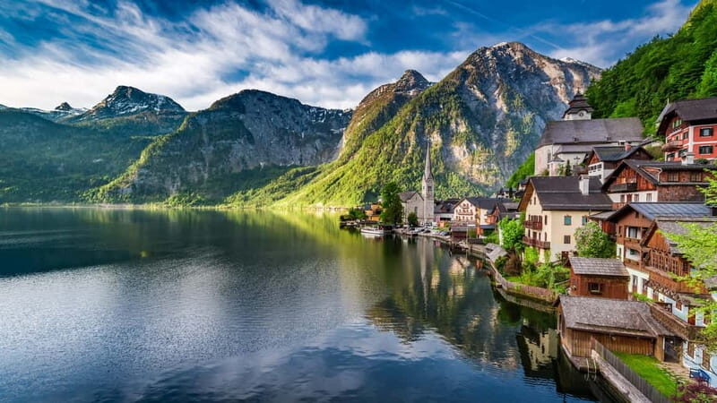 Private day trip from Salzburg to St. Gilgen & Hallstatt - Tickets, opening hours, and why you should verify before you go