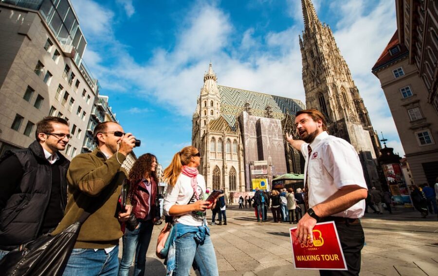 Vienna: Big Bus Hop-On, Hop-Off Tour by Open-Top Bus - The Two Routes: City vs. Palace (They’re Not Just Color-Coded)