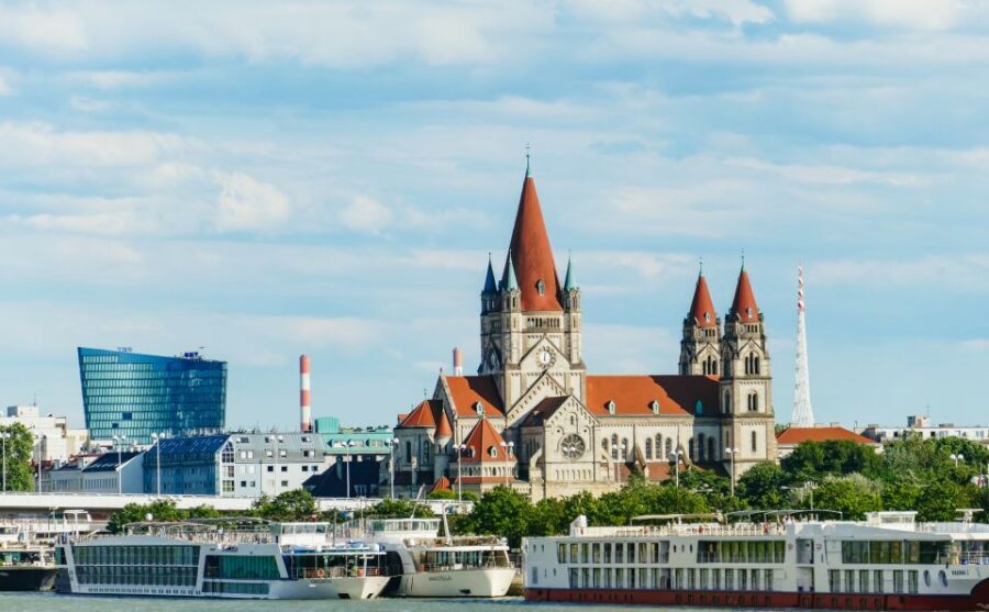 Vienna: EasyCityPass | City Card | Bus Metro Tram | Savings - A practical “how to use it” plan for your Vienna days