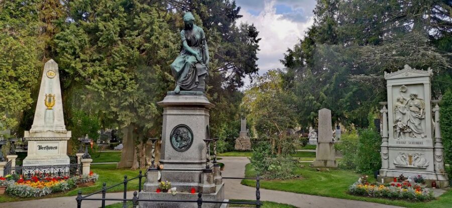 Vienna: Private Walking Tour of the Central Cemetery - Finding the 2nd Gate and Settling In for a 2-Hour Walk