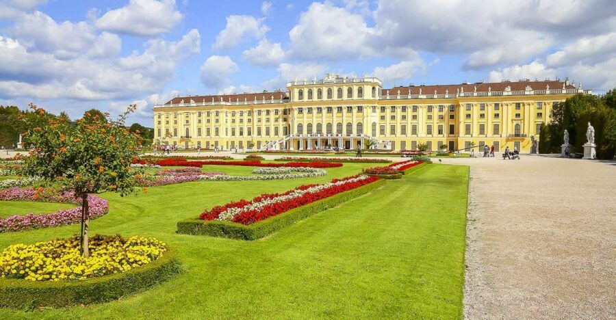 Vienna: Schönbrunn Palace & Gardens Skip-the-Line Tour - Priority entry into Schönbrunn Palace: 22 staterooms, not a maze