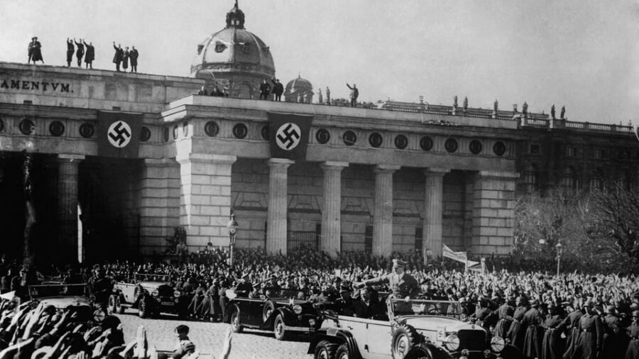 Vienna: Vienna under the Nazis, Private Walking Tour - Hofburg to Kohlmarkt: seeing “aryanization” in real addresses